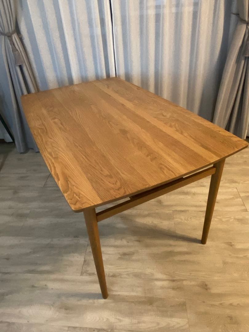 【taka777 】モモナチュラル　ダイニングテーブル