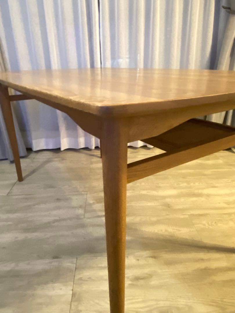 【taka777 】モモナチュラル　ダイニングテーブル