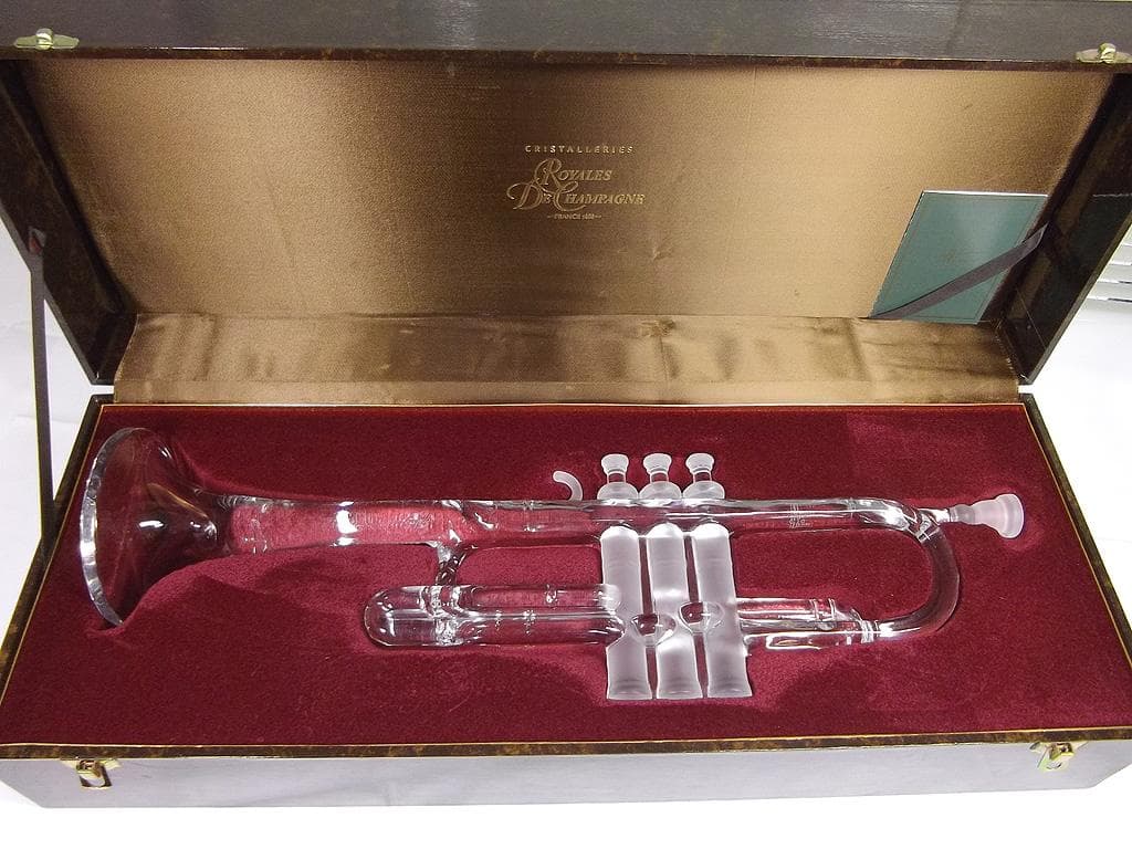 ロイヤル ド シャンパーニュ トランペット クリスタルガラス オブジェ