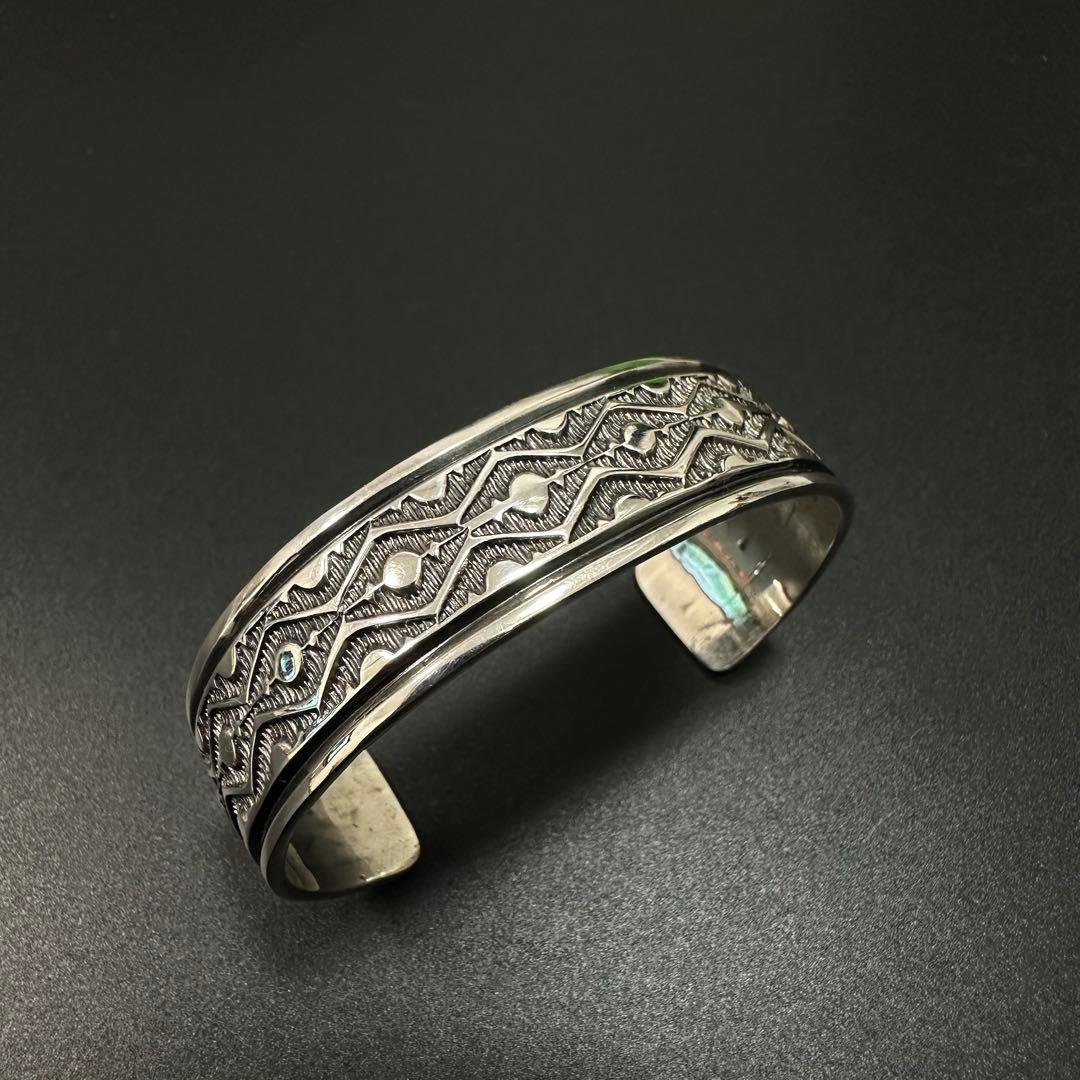 NAVAJO Sunshine Reeves スタンプワークバングル 15mm幅