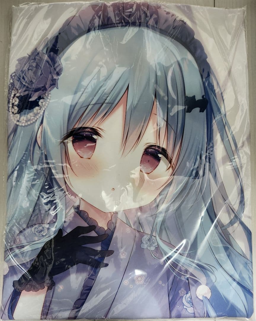 【新品・未開封】しらたま ふわりちゃん 抱き枕カバー