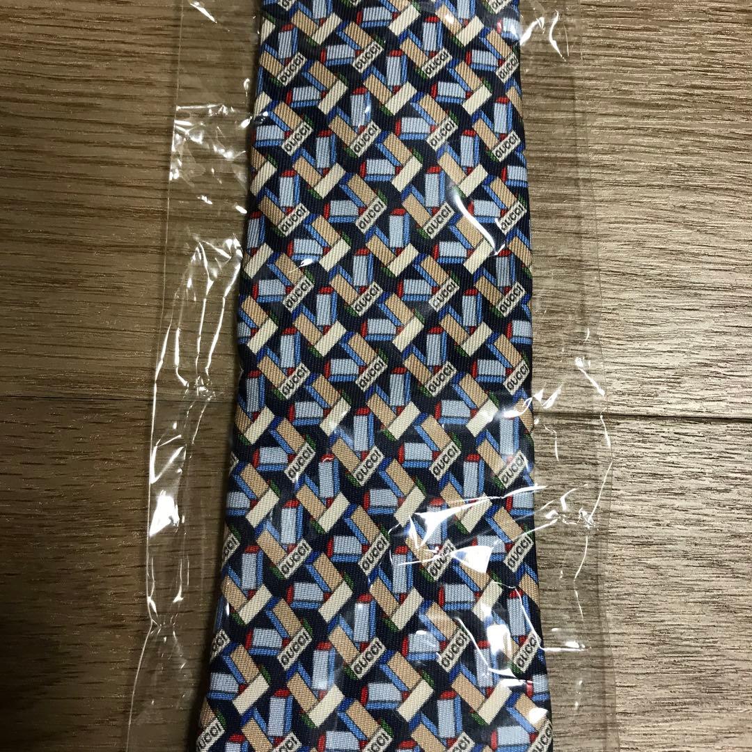 GUCCI 幾何学模様 ネクタイ 青系