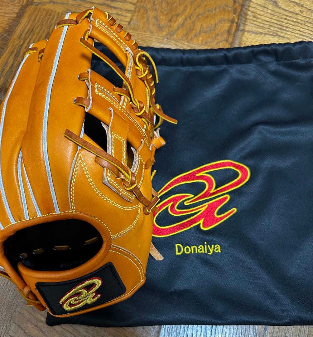 ドナイヤ 軟式グローブ