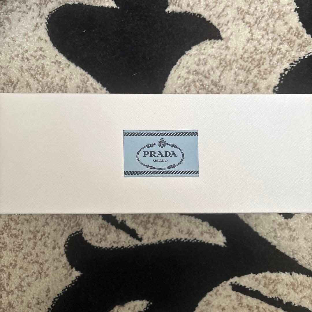 PRADA ステンレスボトル ウォーターボトル タンブラー 500ml シルバー