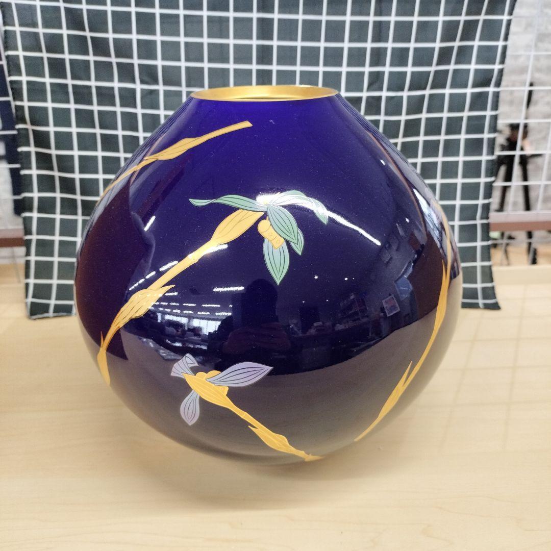 香蘭社　濃紺の竹模様花瓶 磁器製 木箱付き
