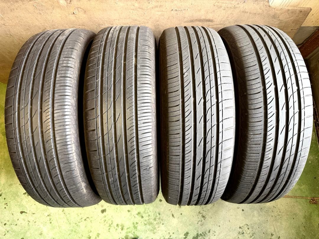 215/70R16 21年製 トーヨー PROXES CL1 SUV バリ山