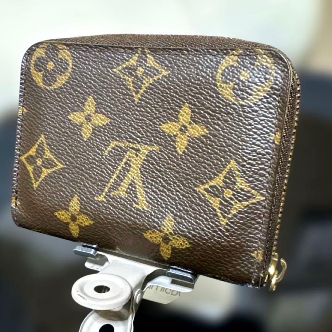 ⑨☆美品/訳あり☆モノグラム♪ジッピー パース ラウンドファスナー