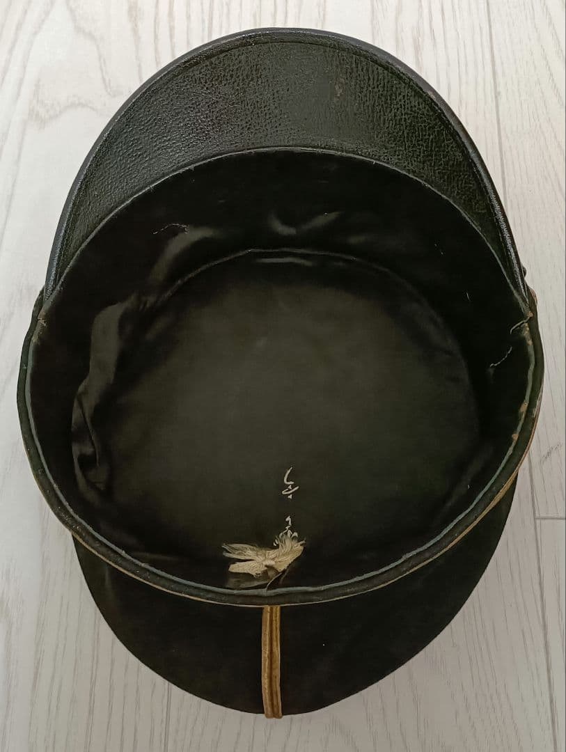 陸軍大尉礼装用軍帽(羽根付き)