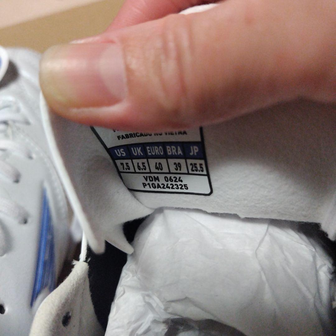 未使用★25.5センチ ミズノ モナルシーダNEO3 ワイド　プロ　白　青★