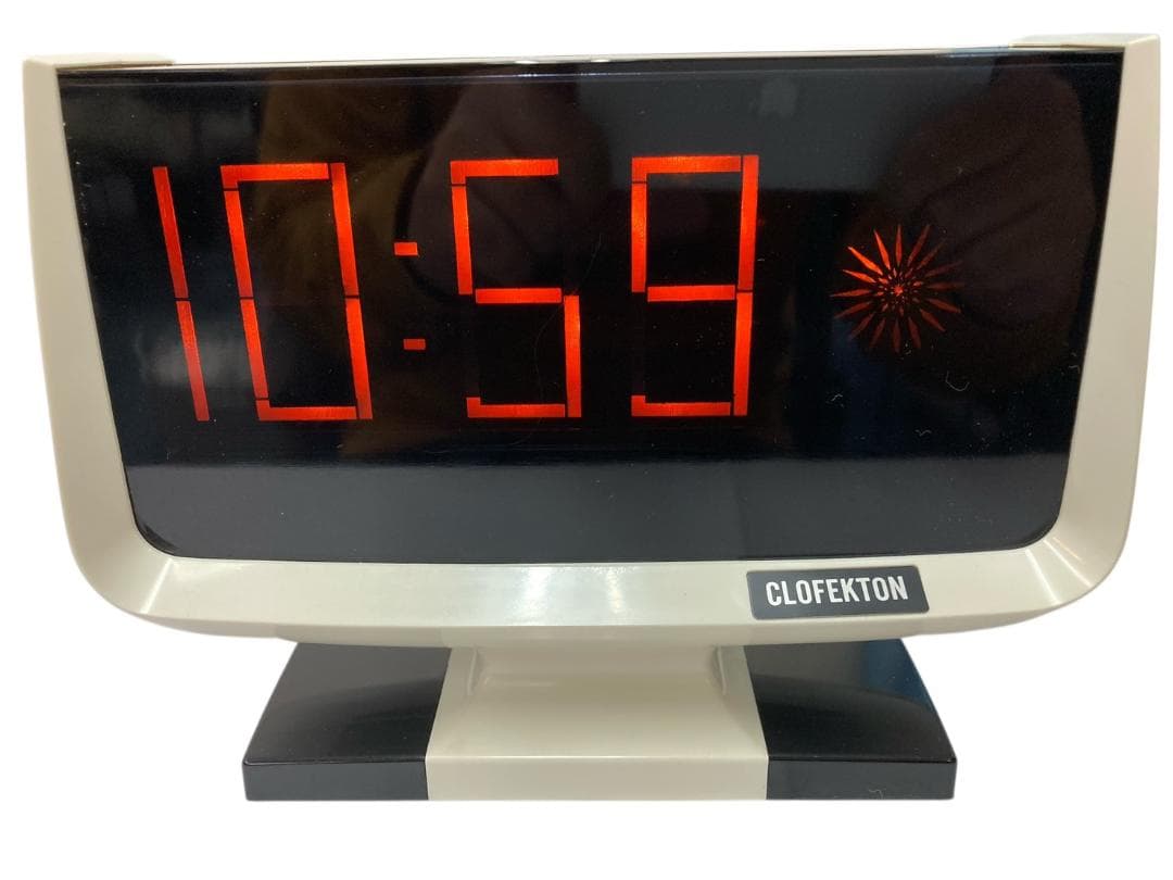 ★良品★ ルミタイム 光デジタル目覚まし時計 CLOFEKTON スペースエイジ