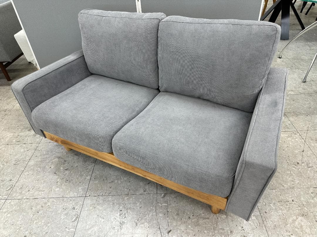 2人掛けソファ　ロータイプソファ可能　グレー