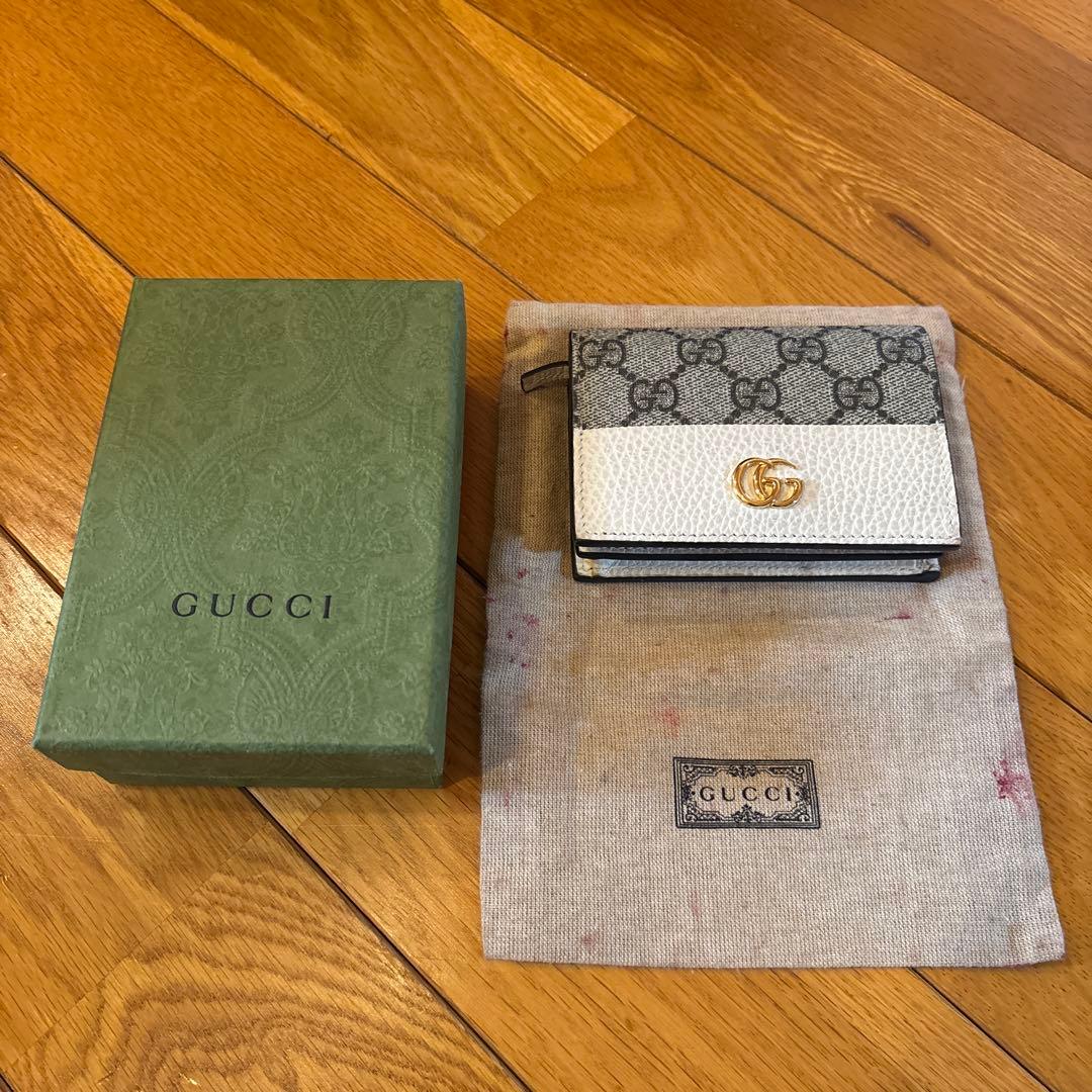 GUCCI 二つ折り財布 グレー/ホワイト