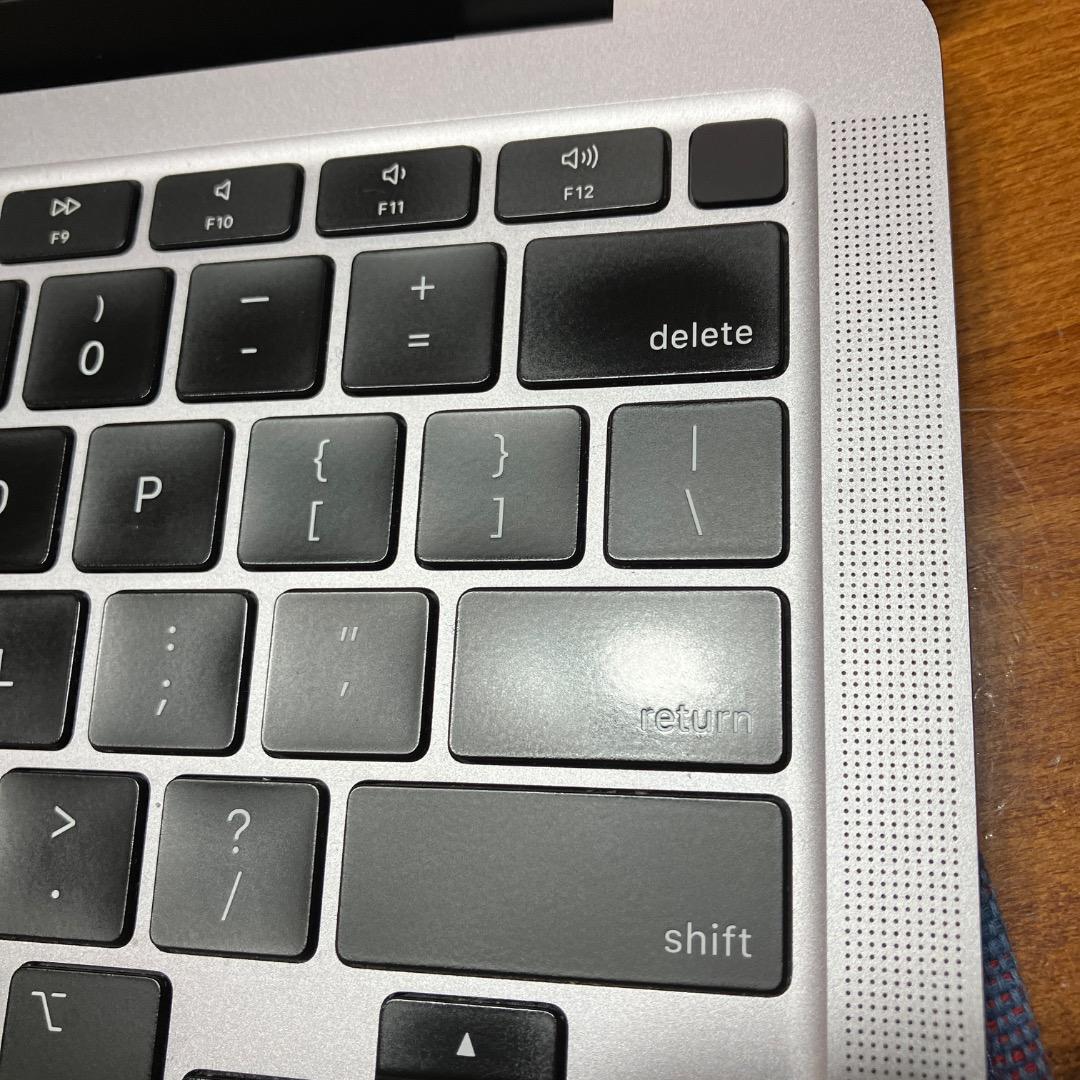 M1 MacBook Air 1TB SSD 16GBメモリ