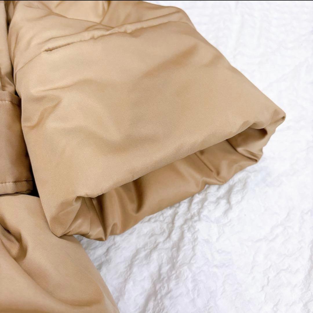 定価25万✨FOXEY 女優襟　シルクダウンコート　ベルト　ベージュ　ペプラム