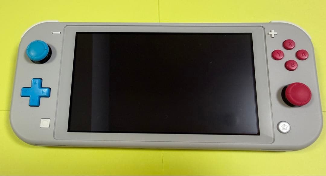 任天堂　スイッチ　ライト　ポケットモンスター剣盾