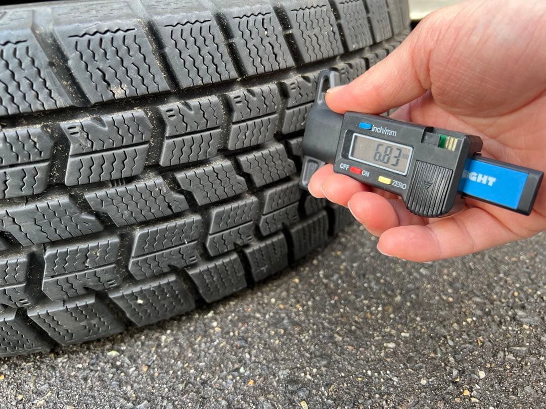 20年製 グッドイヤー ナビ7 175/70R14 スタッドレス 冬タイヤ 4本