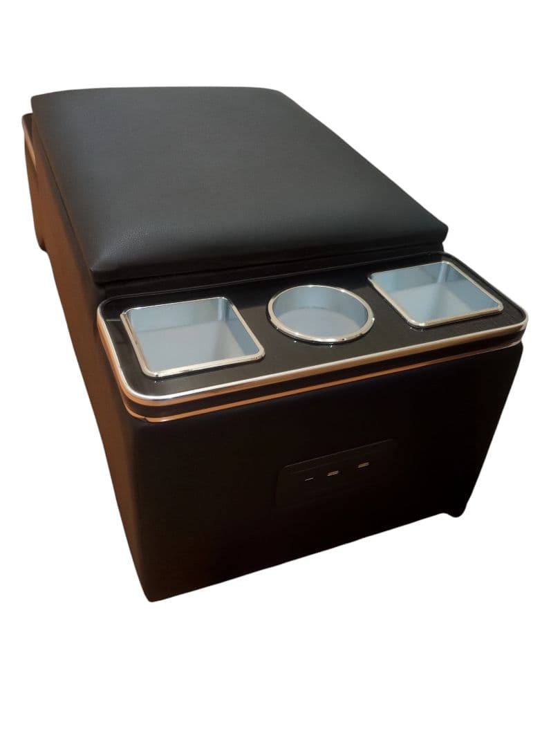 【新品未使用】Echimy ハイエース 200系 パーツ内装 コンソールボックス