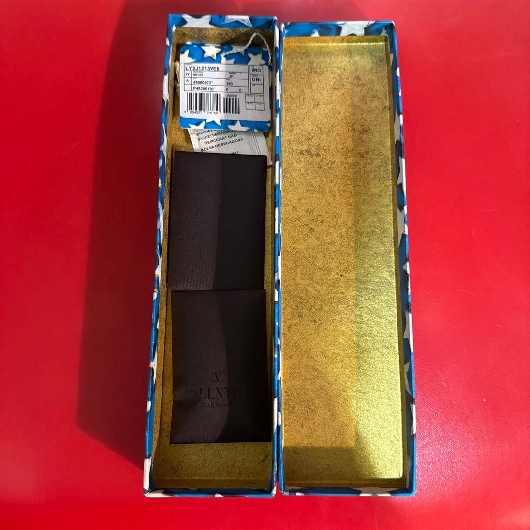 ヴァレンティノ ターコイズ バングル ブレスレット 革 ロック スタッズ