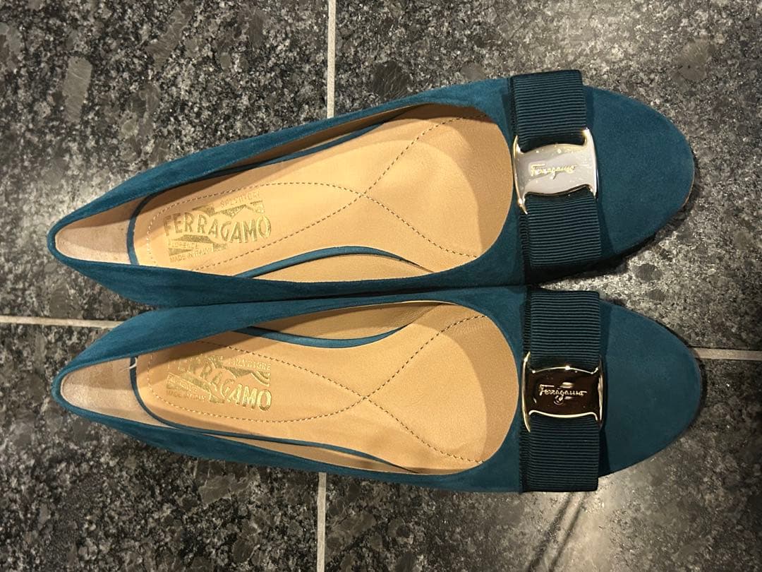 reiko ！Salvatore Ferragamo