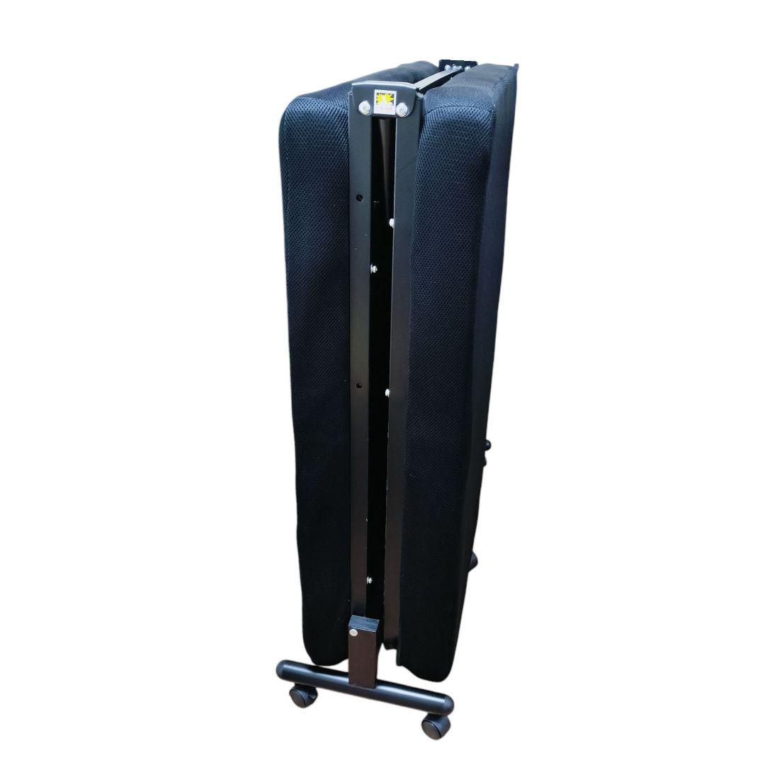 最終値下げ　キャスター付き折りたたみベッド ブラック　メッシュ素材シングルサイズ