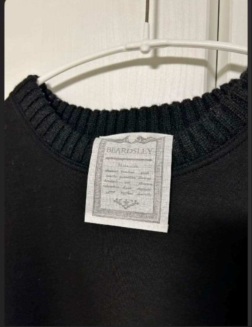 美品定価22000円 BEARDSLEY ボックスシルエット 長袖ニット