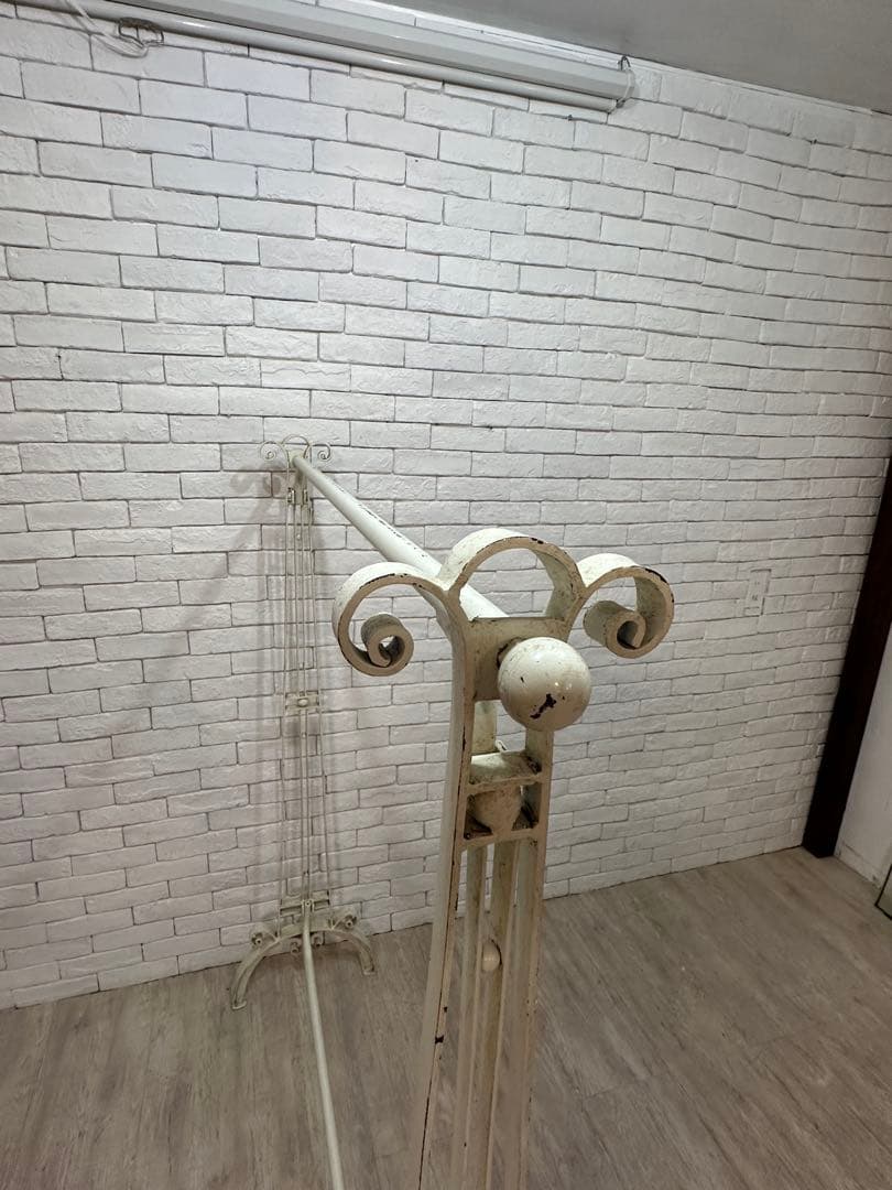 【東京都内23区配送無料】ビンテージ　アイアン　ハンガーラック　スタンド　什器