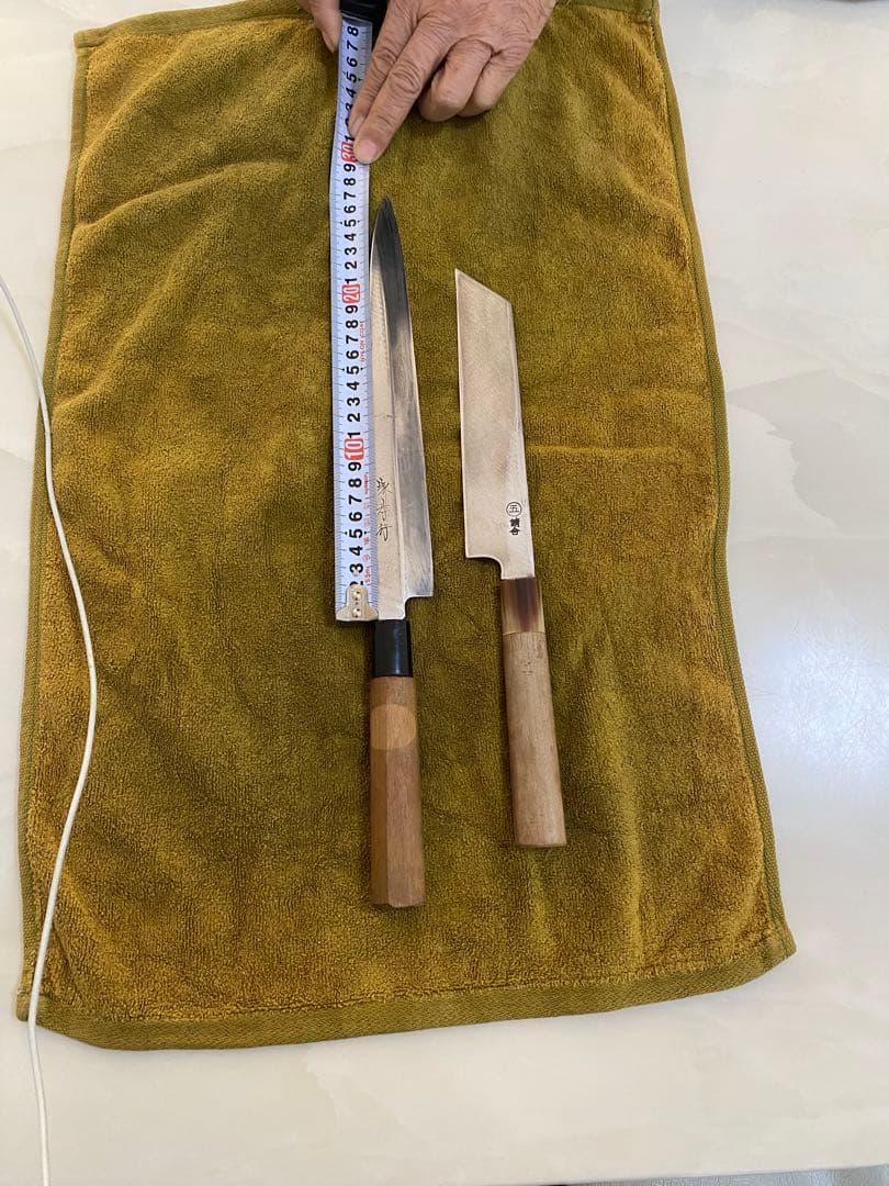 14本の本焼き包丁セット鹿皮のカバン付き