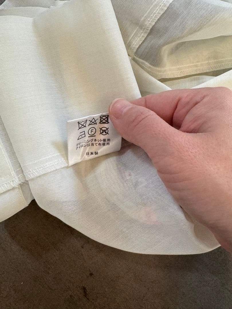 ローラアシュレイ　花柄ドレープカーテン 薄いグレー 約240cm