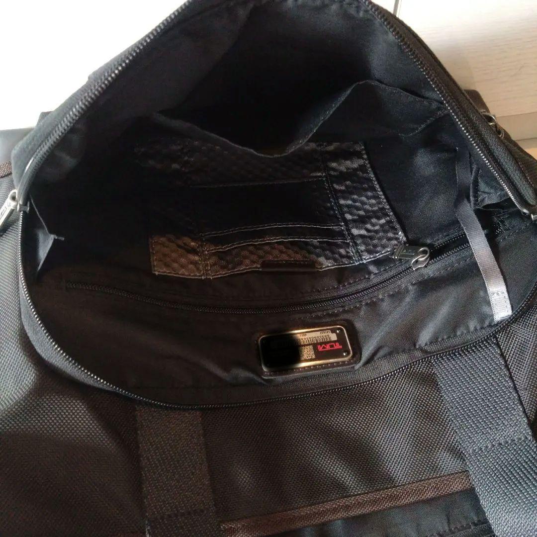 国内正規品　美品 TUMI East West Tote ブラック