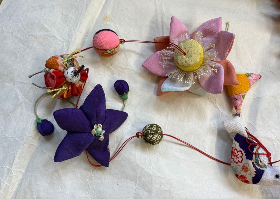 さげもん　雛飾り　お雛様　吊るし飾り　一点物　ハンドメイド　正絹　縮緬細工　鞠