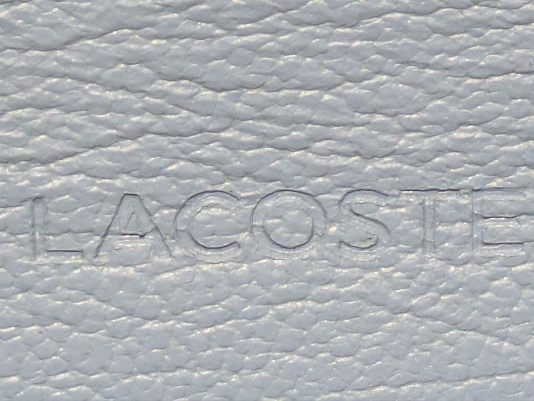 新品未使用 LACOSTE ラコステ 二つ折りレザー長財布 ブルー 牛革製 ワニ