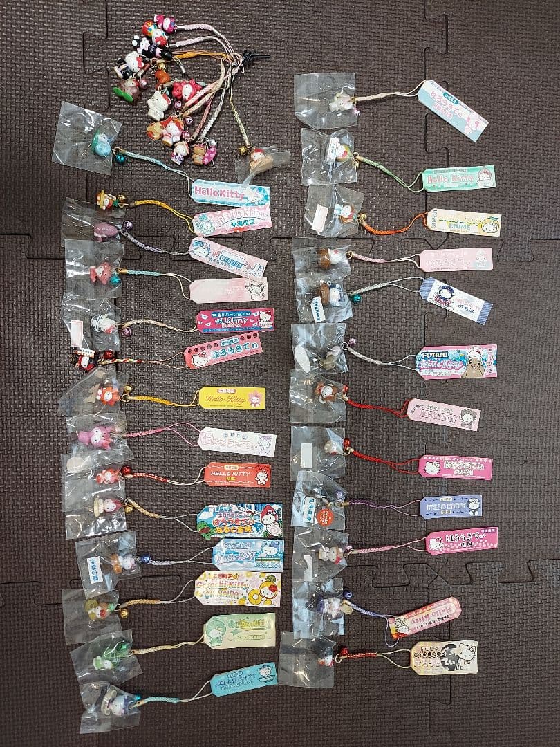ハローキティご当地ストラップ38個セットバラ売り不可