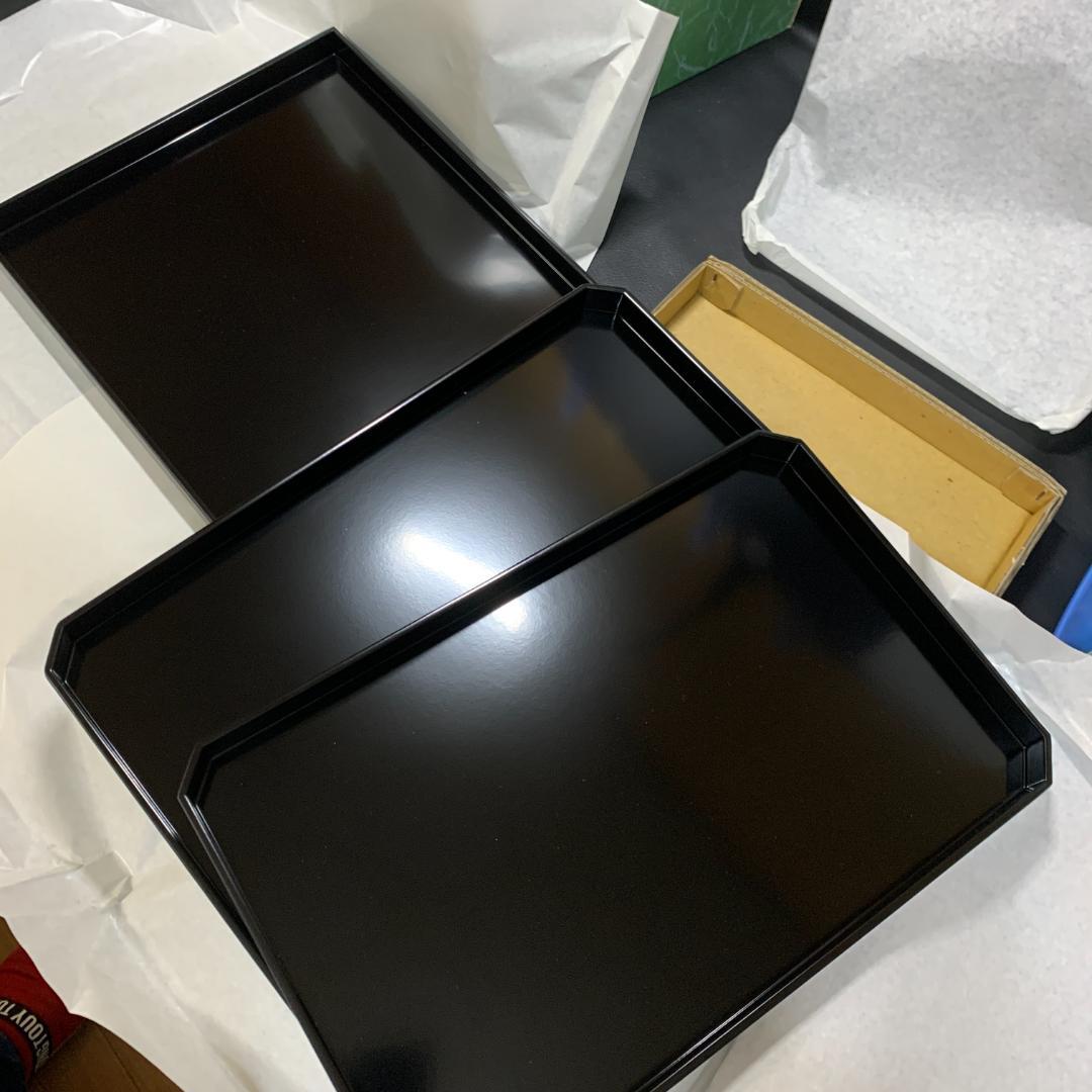 未使用　黒刷毛目松葉　懐石揃10客(懐石膳/椀/盃/杓子/盆/他)