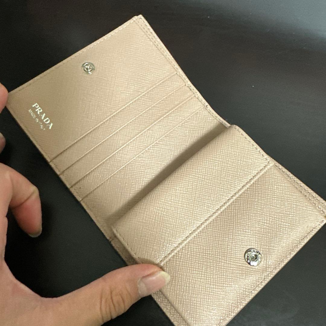 プラダ　PRADA ピンク ベージュ　サフィアーノ