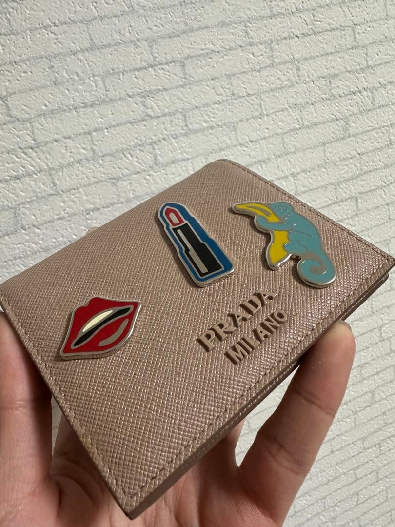 プラダ　PRADA ピンク ベージュ　サフィアーノ