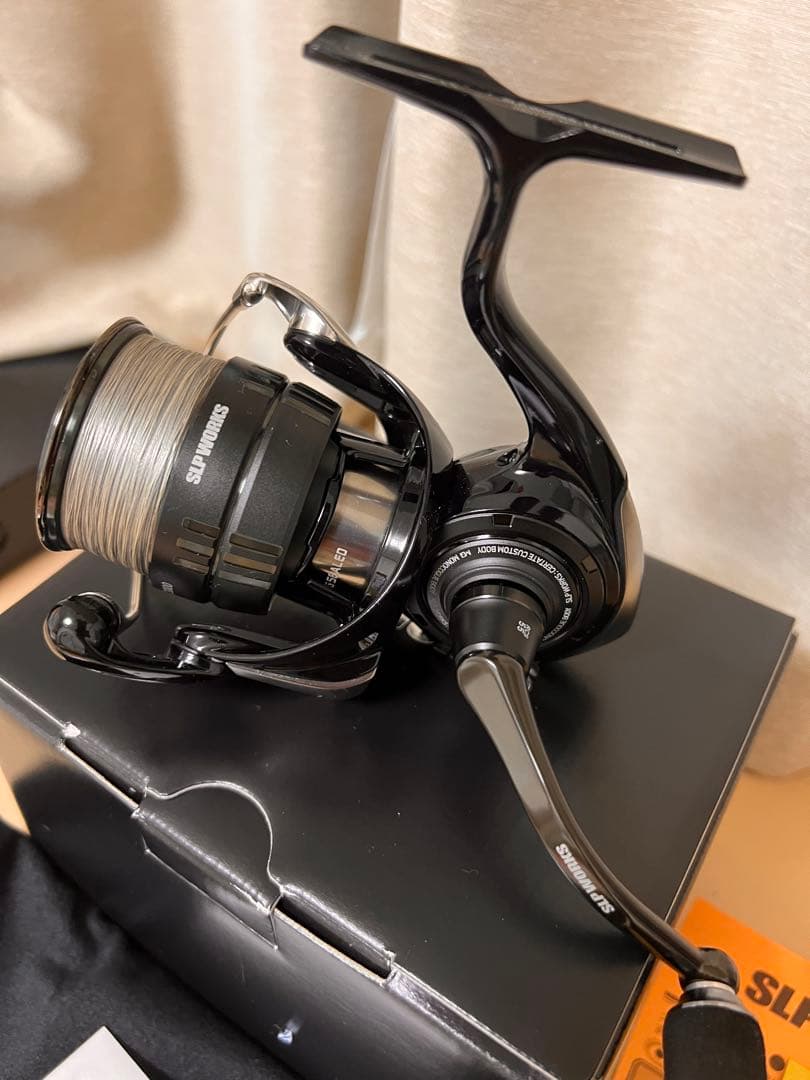 リール SLP Works 24CERTATE CUSTOMBODY LT3000-XH