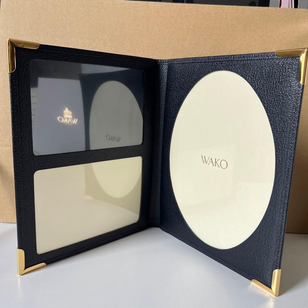 WAKO 本革 二つ折り写真立て ネイビーブラック <0811zフォトフレーム>