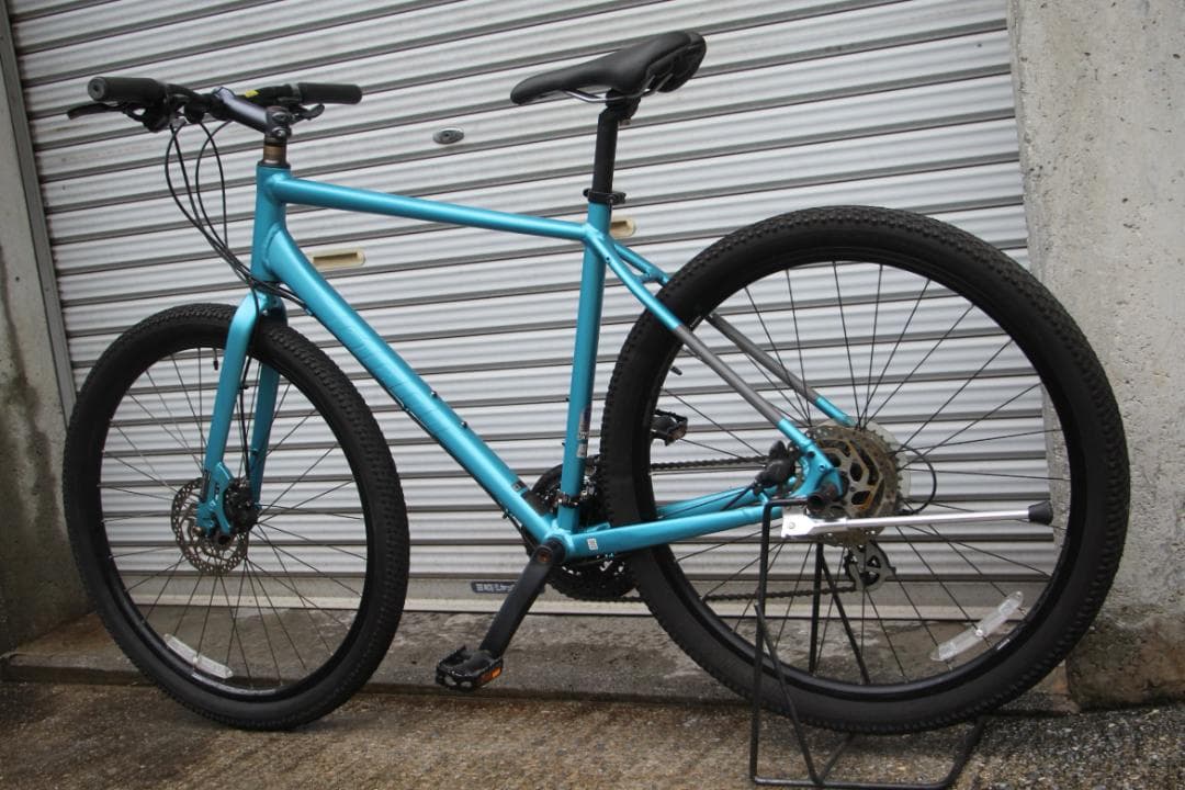 引き取り限定♪ジャイアント♪グラビエ♪ブロックタイヤでオフロードも走れます♪