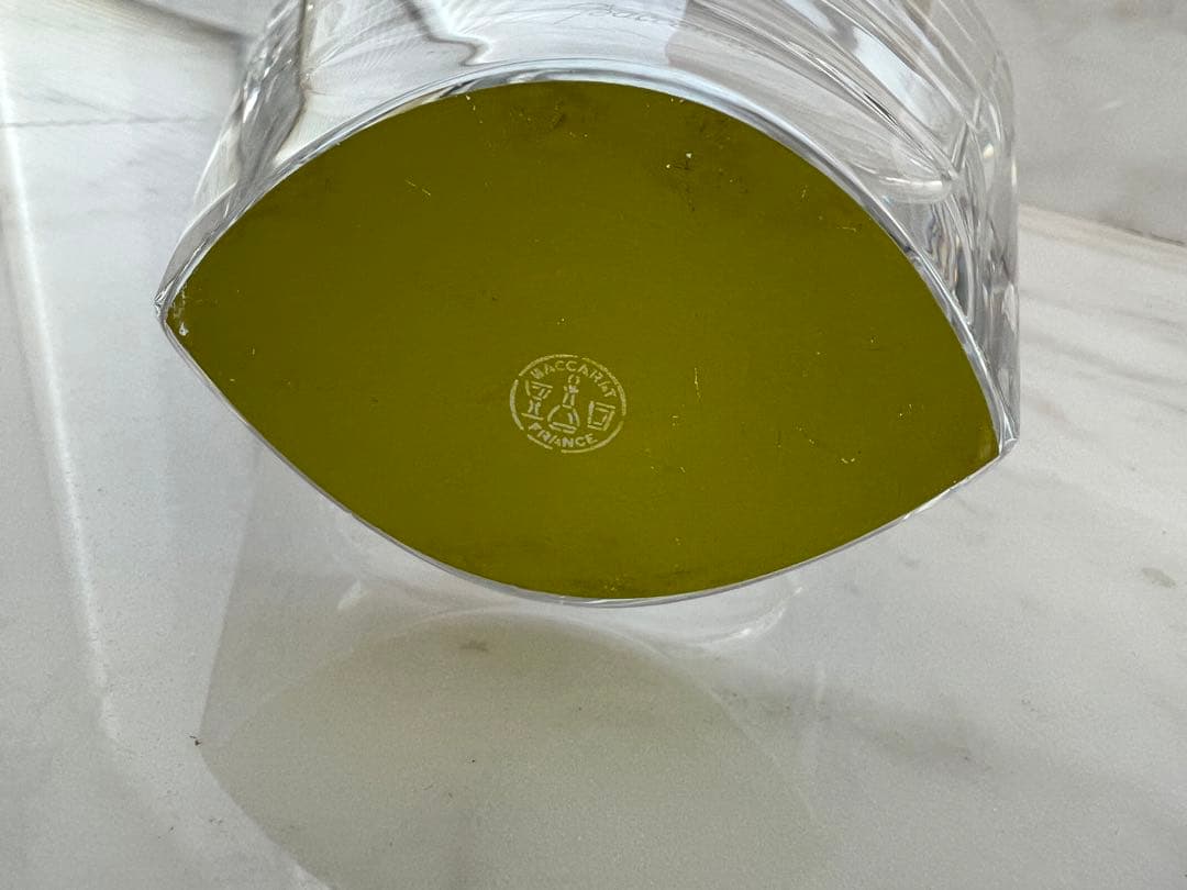 バカラ　フラワーベース　花瓶　BACCARAT