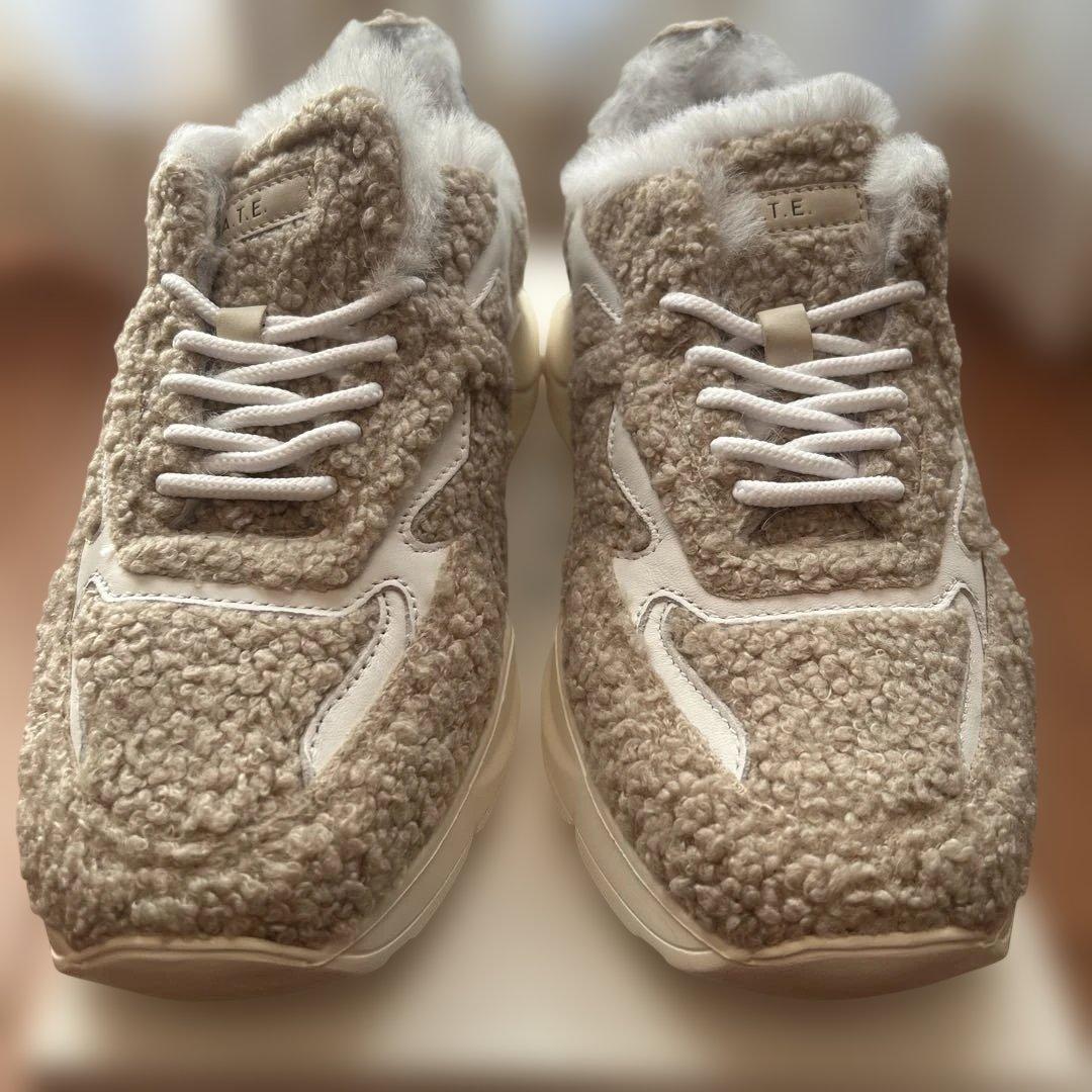 D.A.T.E ✨フーガテディボアスニーカーTEDDY