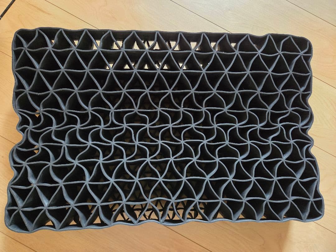 ヒツジのいらない枕 至極(ウレタン　 カバー付き)　ほぼ未使用