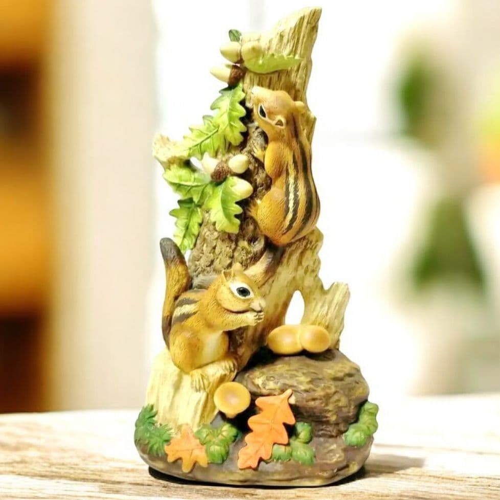 2匹のシマリス陶器オブジェ⑧