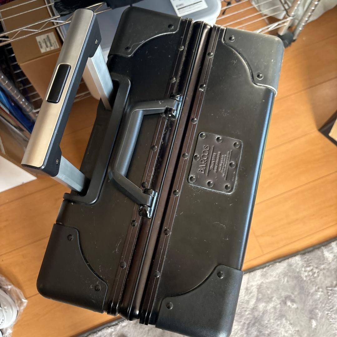 バルコス　スーツケース
