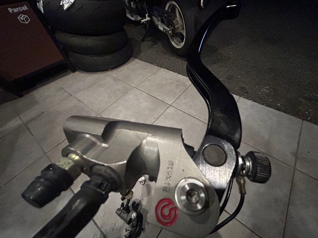 ブレンボ　ラジアルマスター　左右セット　機械式スイッチ付き