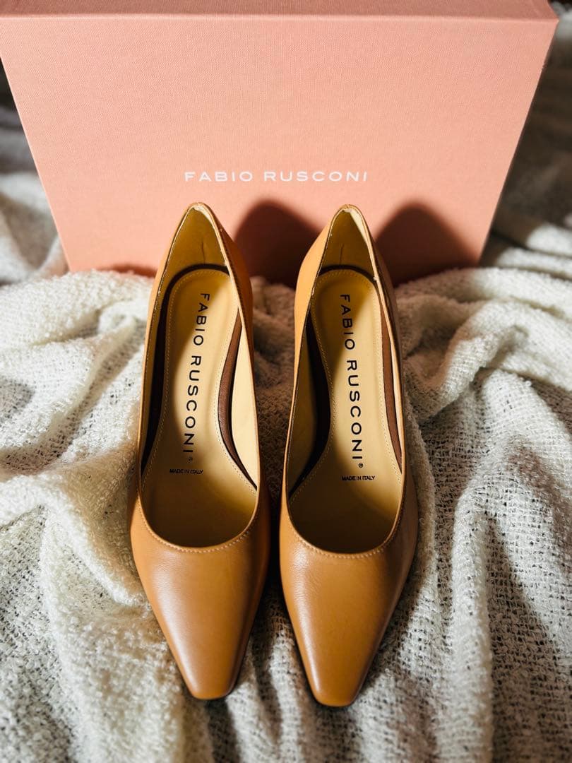 新品⭐️FABIO RUSCONI レザーパンプス イタリア製 24.5 37.5