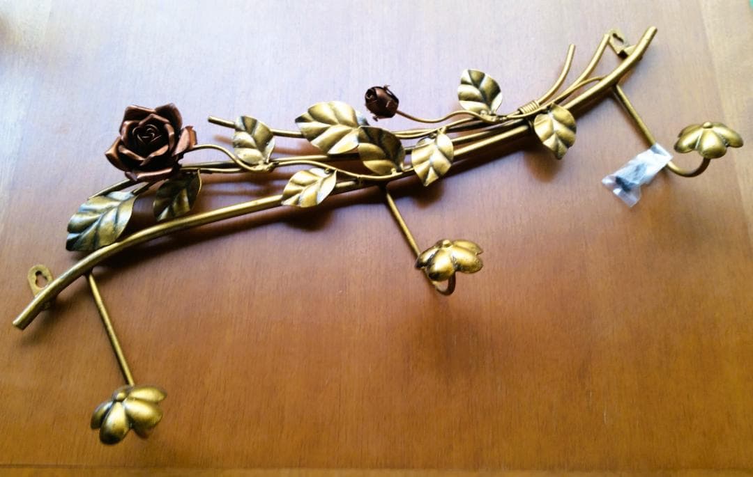 未使用＊　バラのウォ－ルハンガーラック　＊