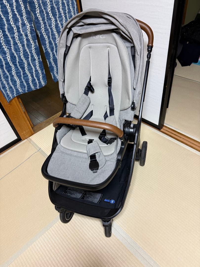 NUNA ベビーカー ヘーゼルウッド nuna ベビーカー TRIV next