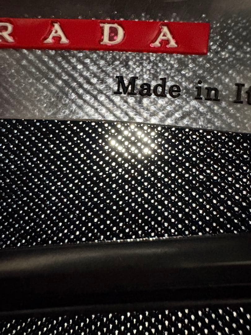 prada sporネイビー ジッパー付き長袖シャツ