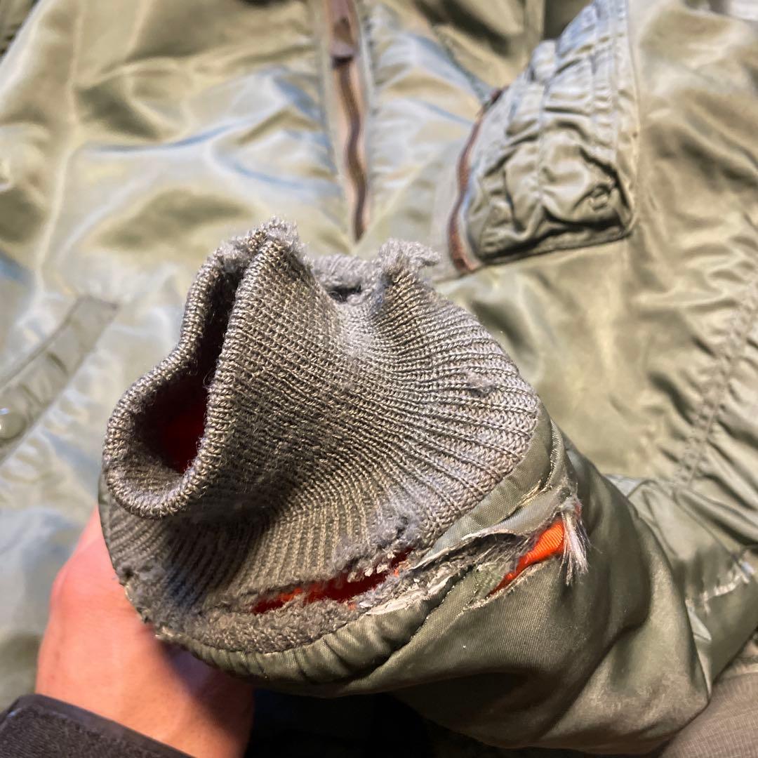 MA-1 米軍　当時物　破れ、補修が多数　サイズ不明