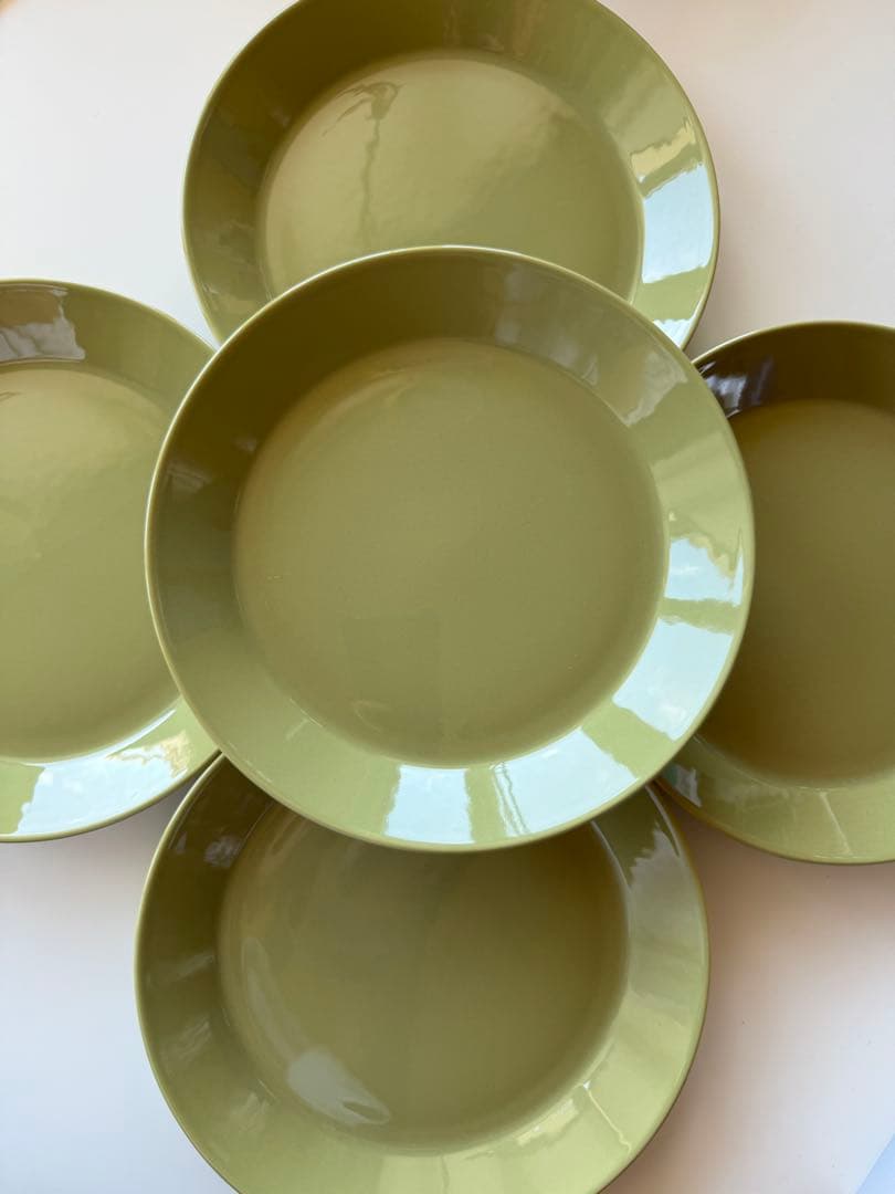 か*こ様 イッタラティーマ　オリーブグリーン 平皿 21センチ　5枚セット